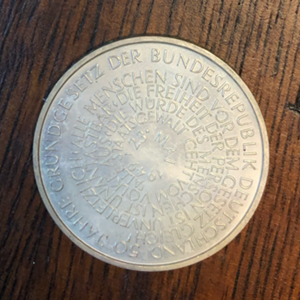 東ドイツ記念通貨10マルク白銅　未使用ドイツ通貨50年記念