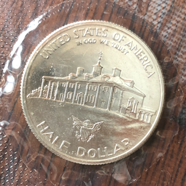 ジョウジ・ワシントン生誕250年記念コイン50セント未使用